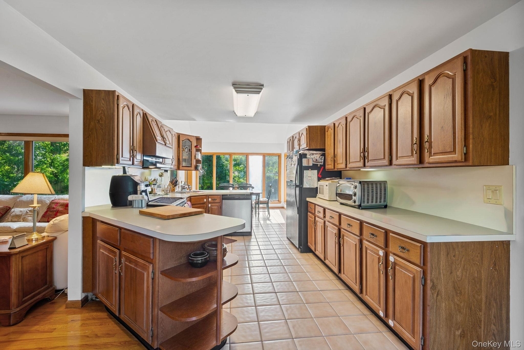 210 Lewis Road - Photo 15