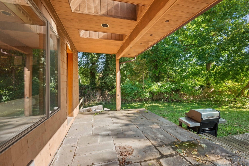 210 Lewis Road - Photo 6