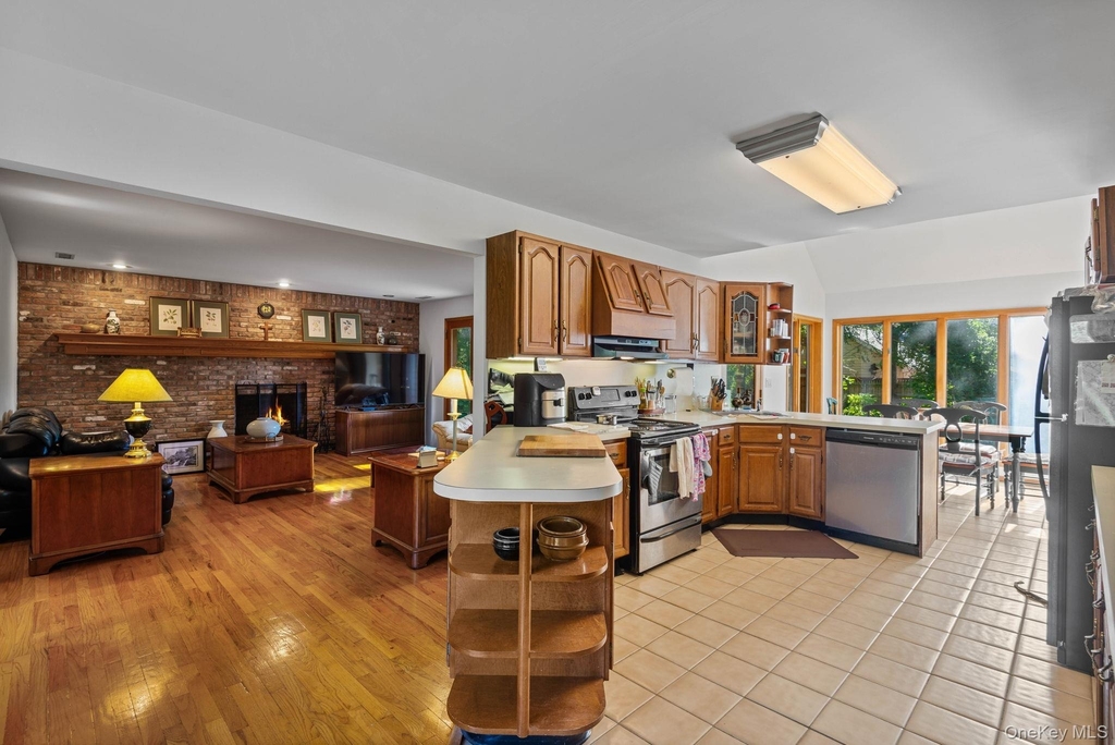 210 Lewis Road - Photo 11