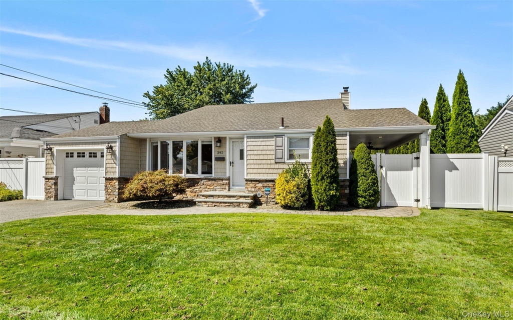 392 Philadelphia Avenue - Photo 2