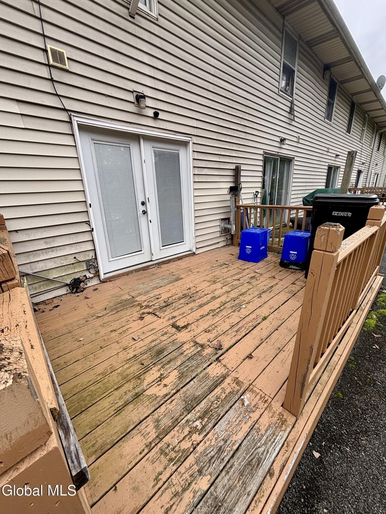 24 Maxwell Drive - Photo 18