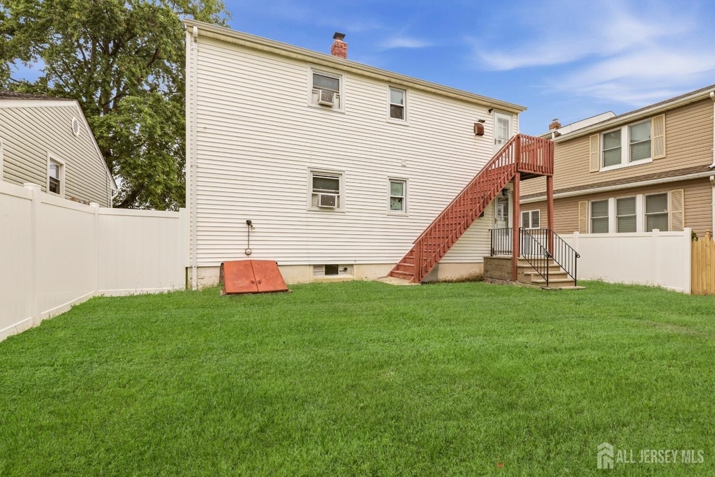65 Campbell Avenue - Photo 23