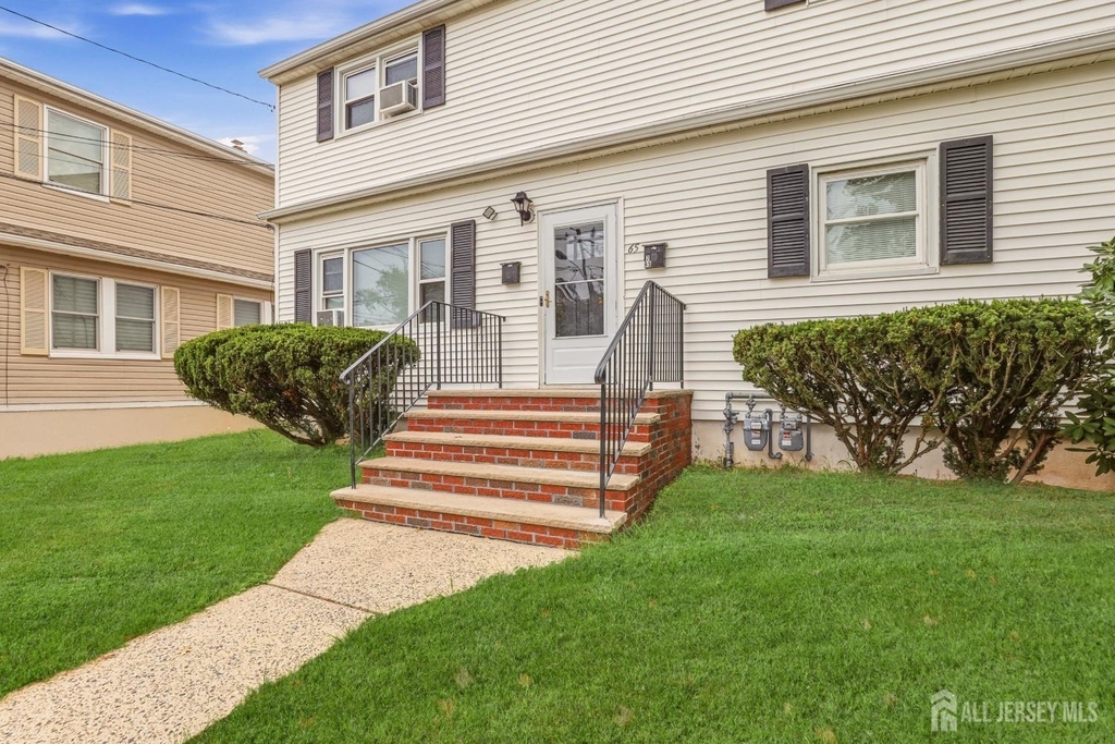 65 Campbell Avenue - Photo 3