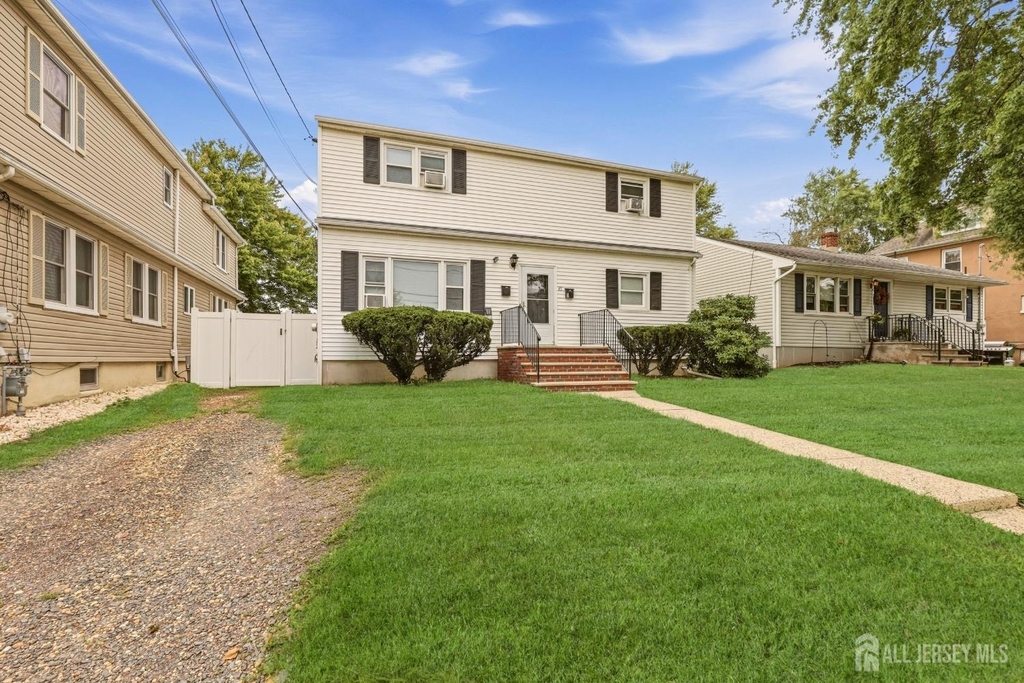 65 Campbell Avenue - Photo 1