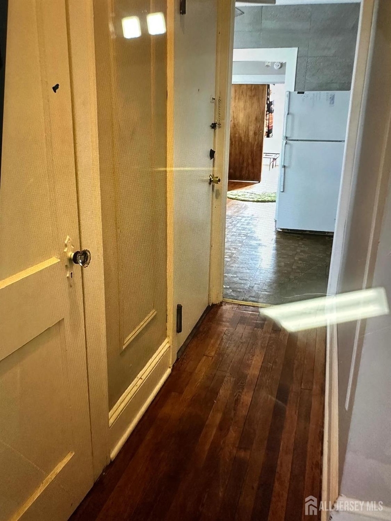 326-328 Cedar Avenue - Photo 3