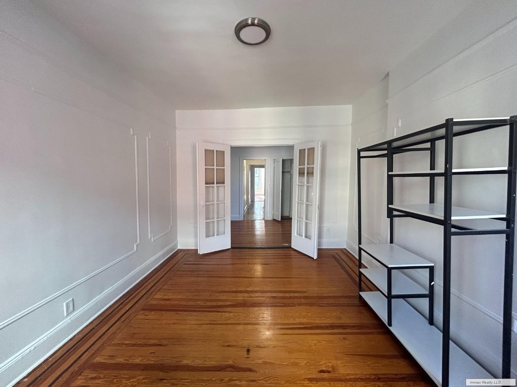 330 E 76th Street - Photo 19
