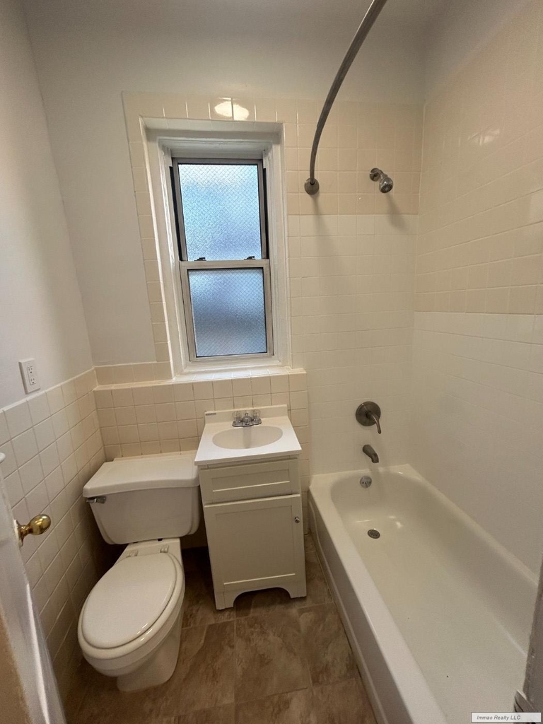 330 E 76th Street - Photo 27