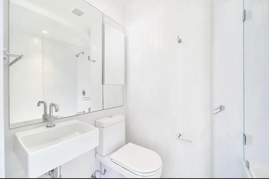 237 Madison Avenue - Photo 12
