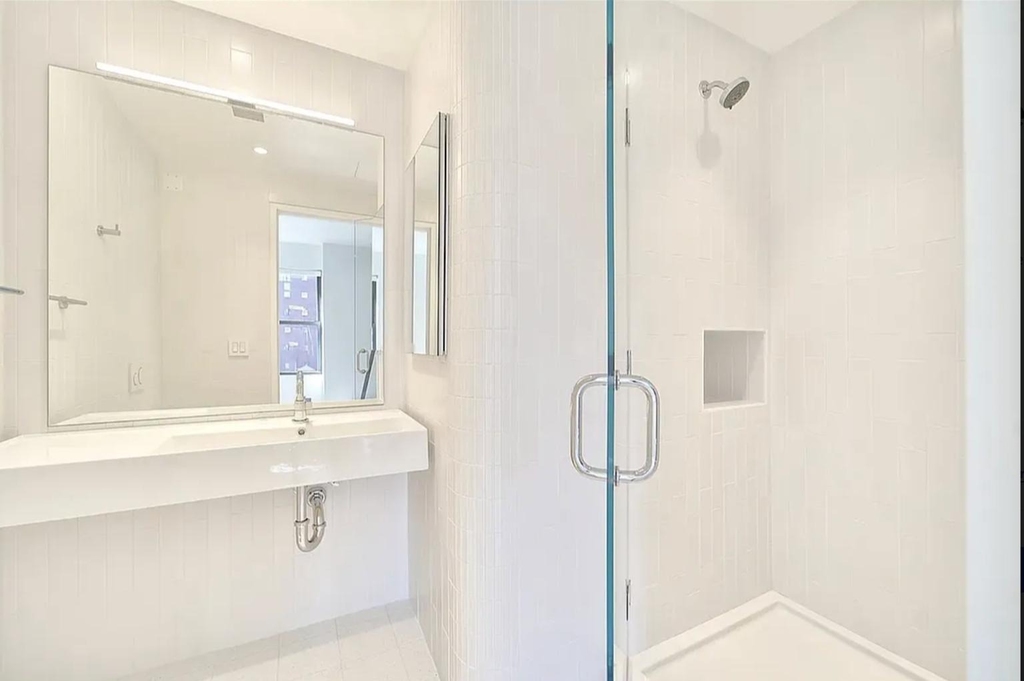 237 Madison Avenue - Photo 11