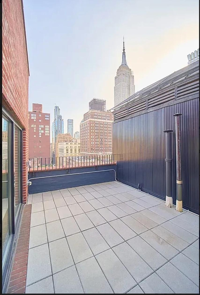 237 Madison Avenue - Photo 17