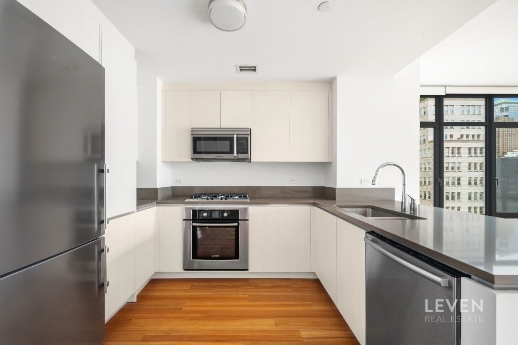 57 Reade Street - Photo 2