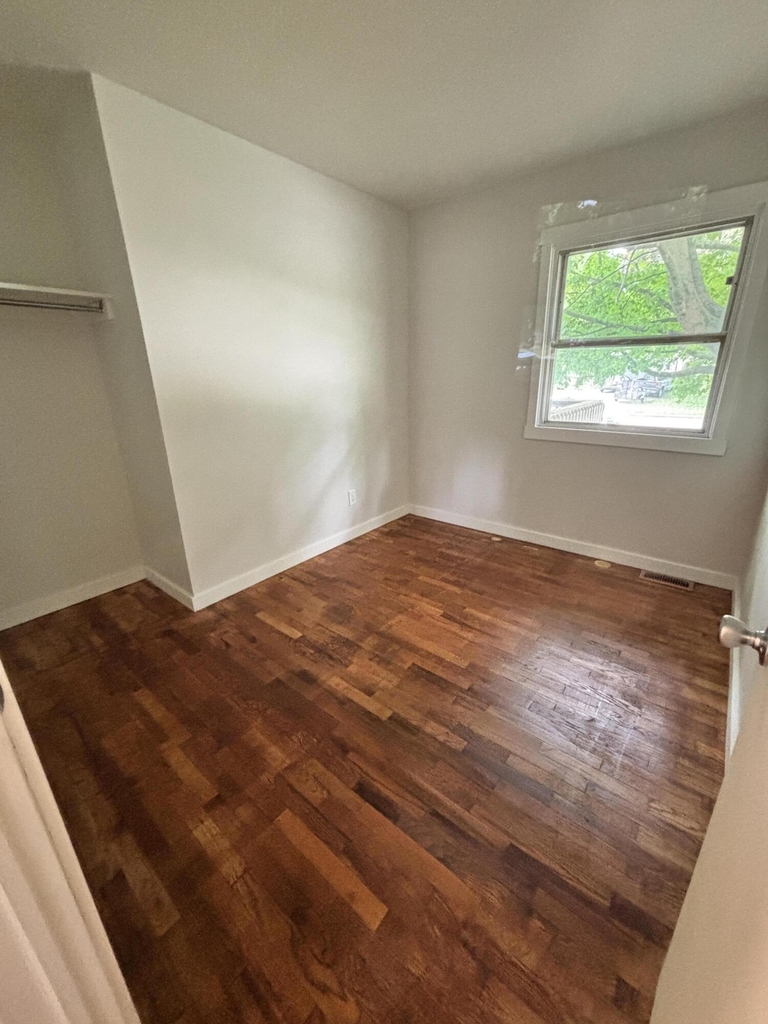 4727 Lexington Avenue - Photo 12