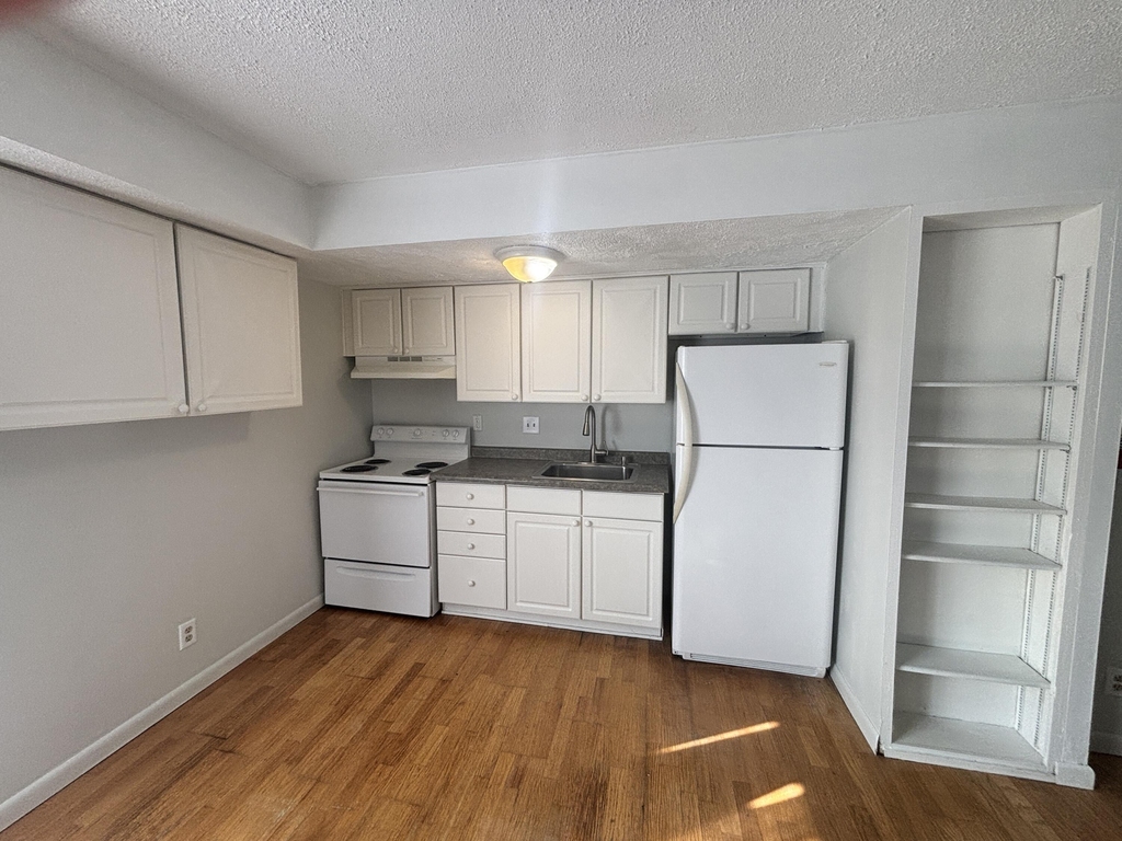 3522 Kenbrooke Court - Photo 3