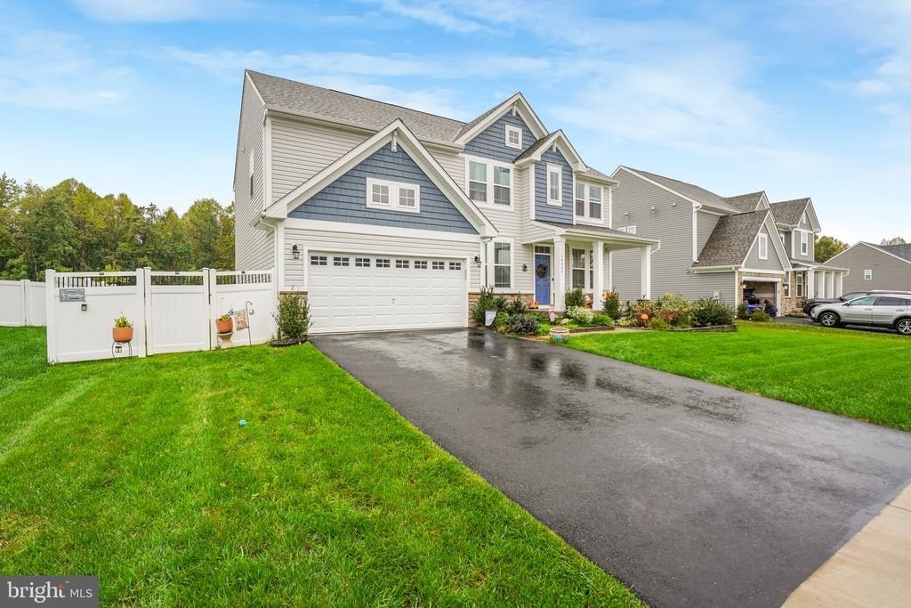 10008 S Streamview Court - Photo 1