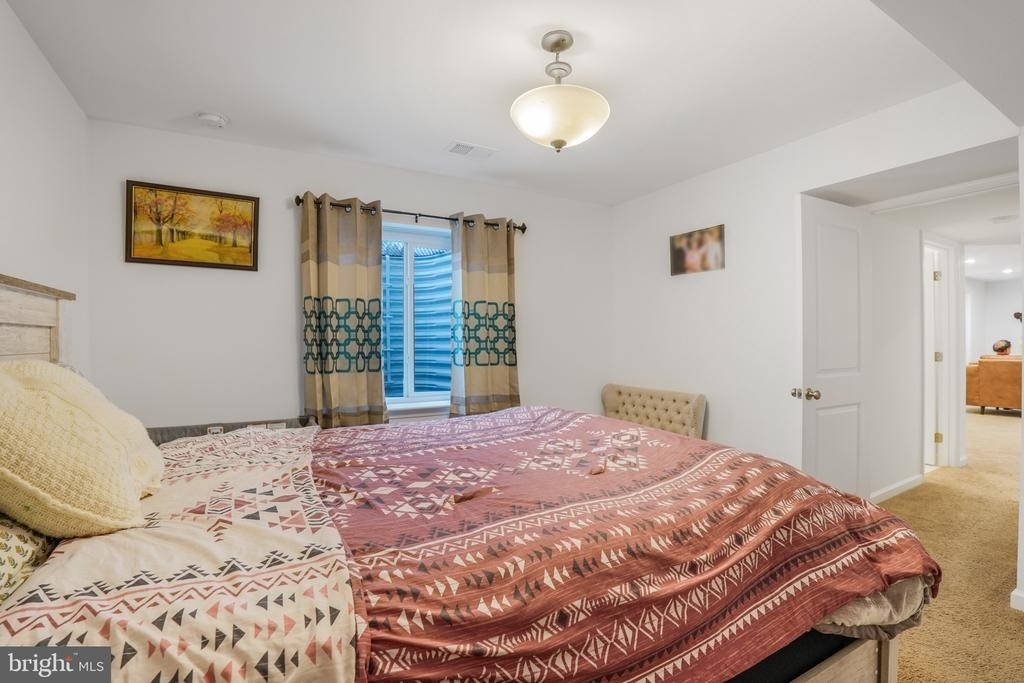 10008 S Streamview Court - Photo 40