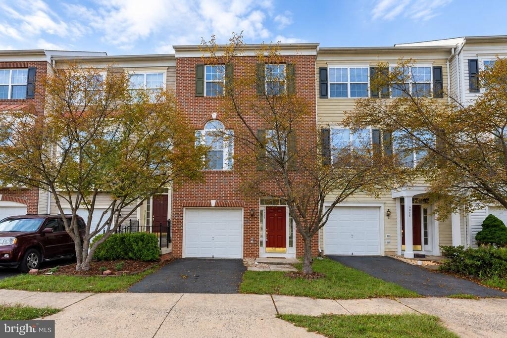 9980 Shortbread Way - Photo 0