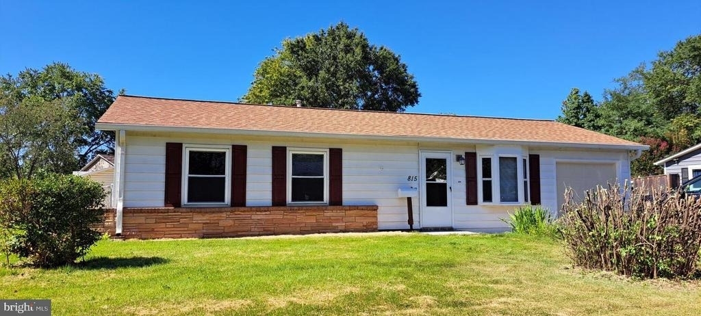 815 S Cypress Court - Photo 1