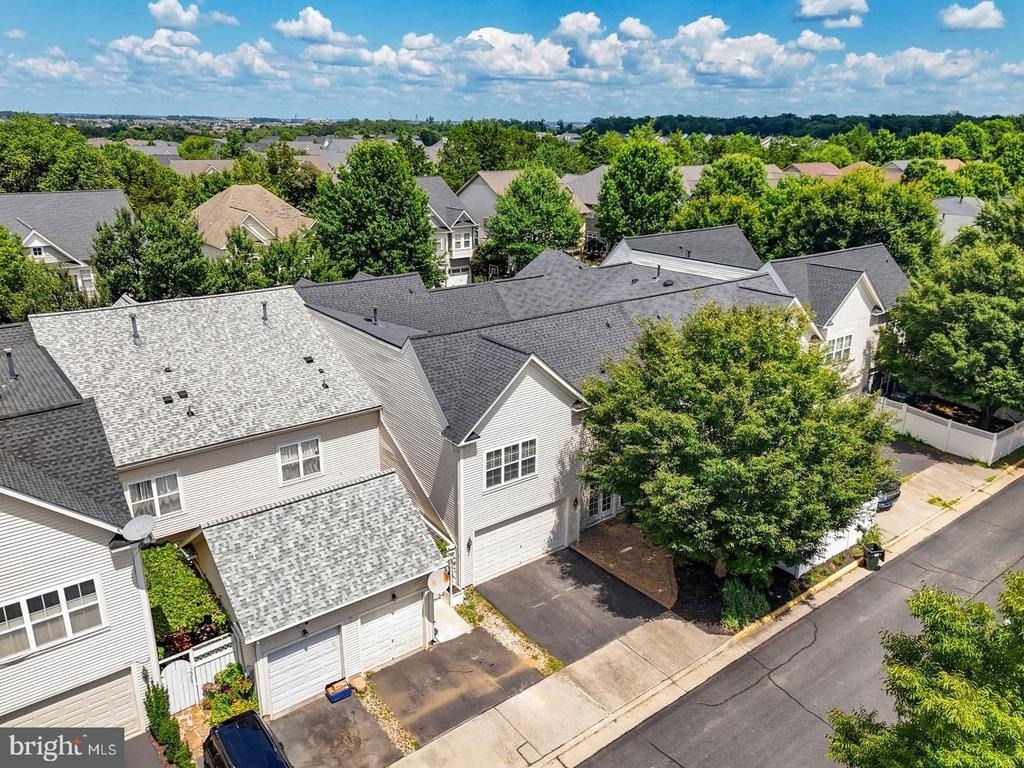 42717 Explorer Drive - Photo 38