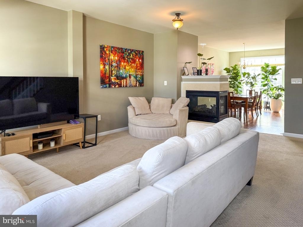 42455 Malachite Terrace - Photo 1
