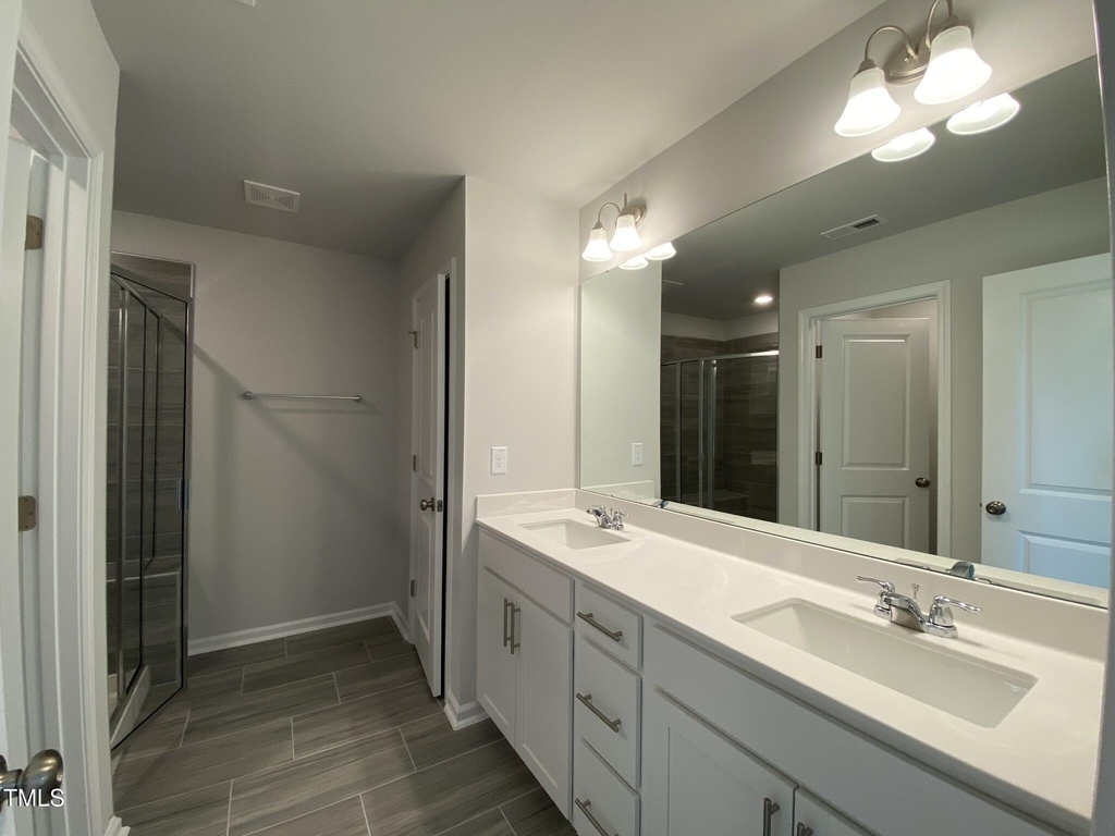 193 Tumbling Rock Way - Photo 28