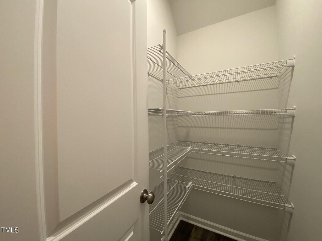 193 Tumbling Rock Way - Photo 17