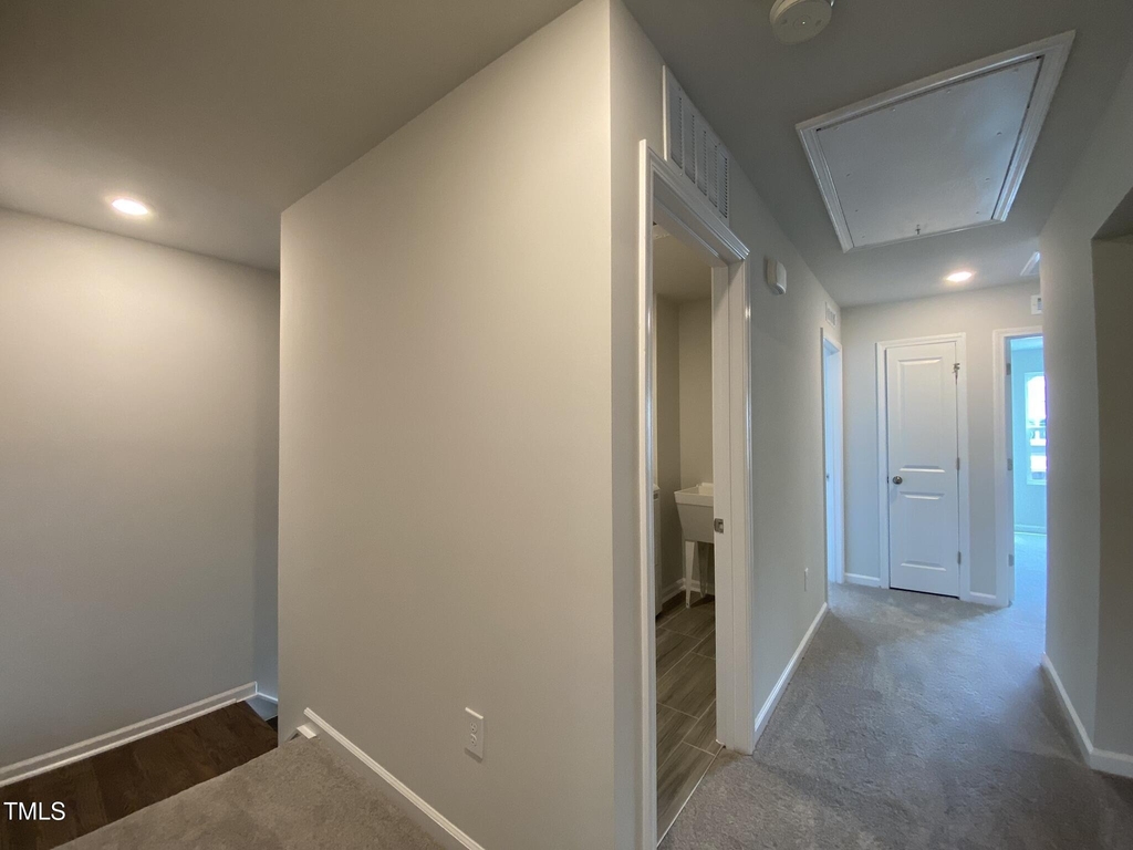 193 Tumbling Rock Way - Photo 33