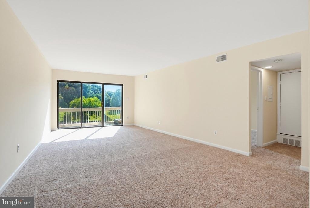 5800 Royal Ridge Drive - Photo 8
