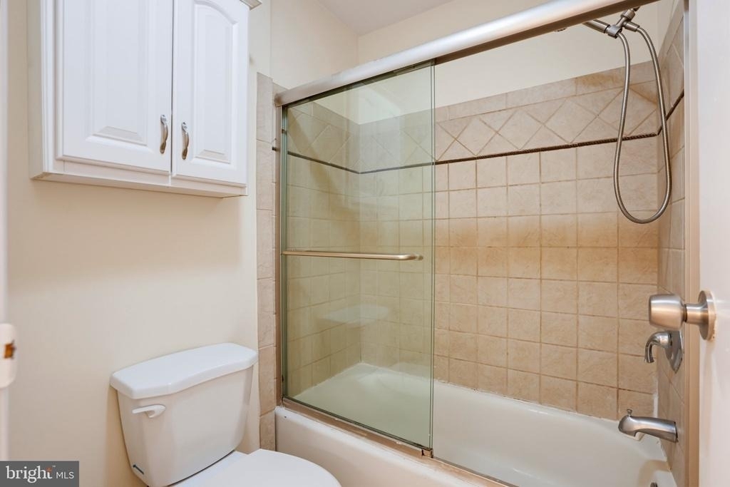 5800 Royal Ridge Drive - Photo 10