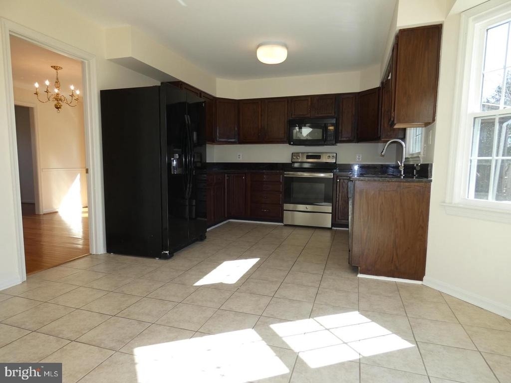 8205 Bell Lane - Photo 2