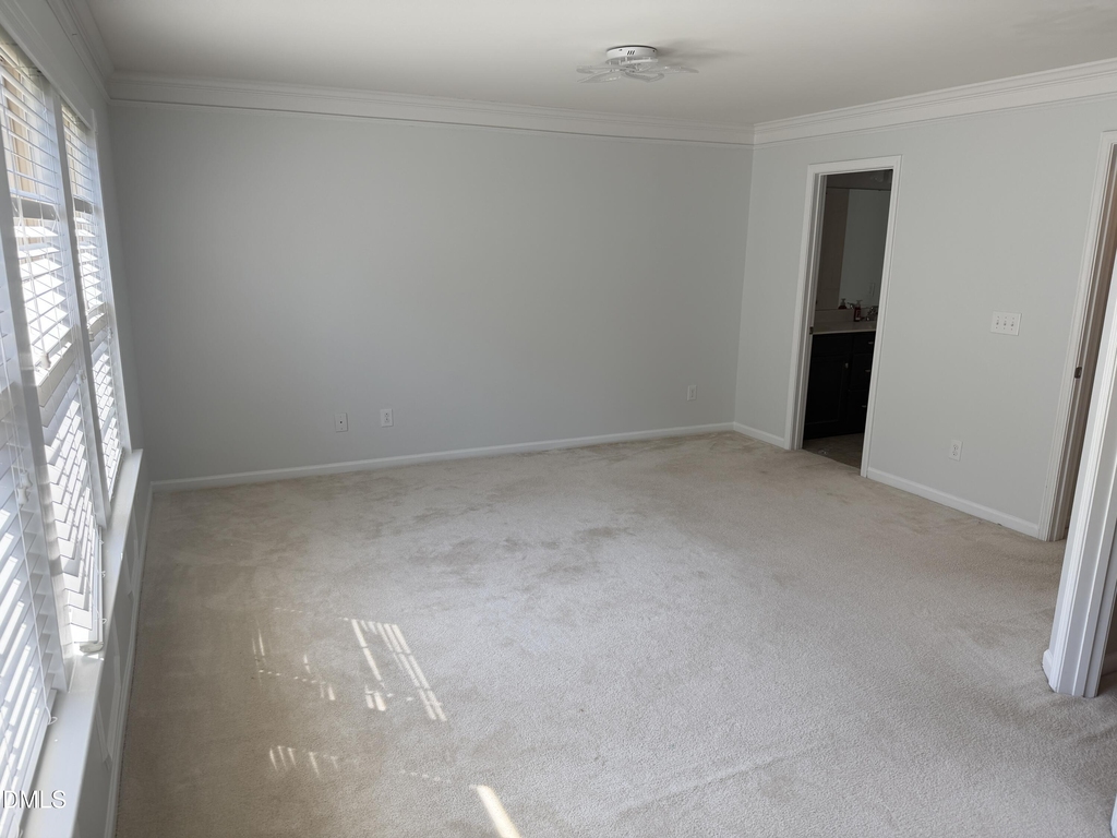 170 River Dell Townes Avenue - Photo 10