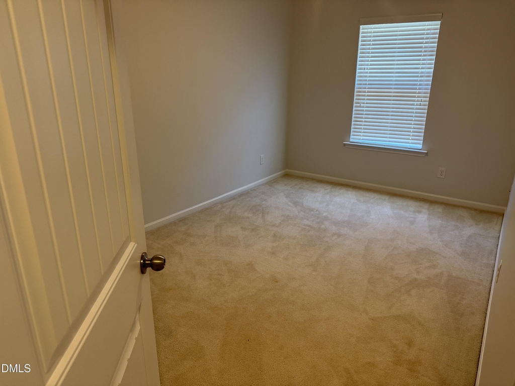 170 River Dell Townes Avenue - Photo 6