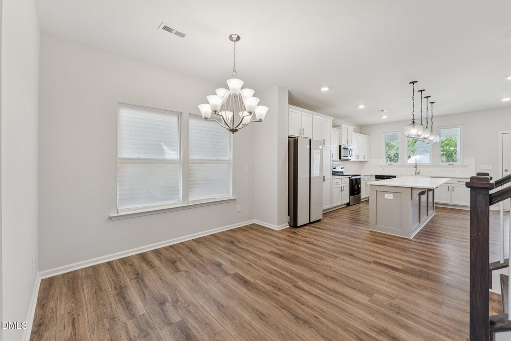 52 Tanglewood Place - Photo 4