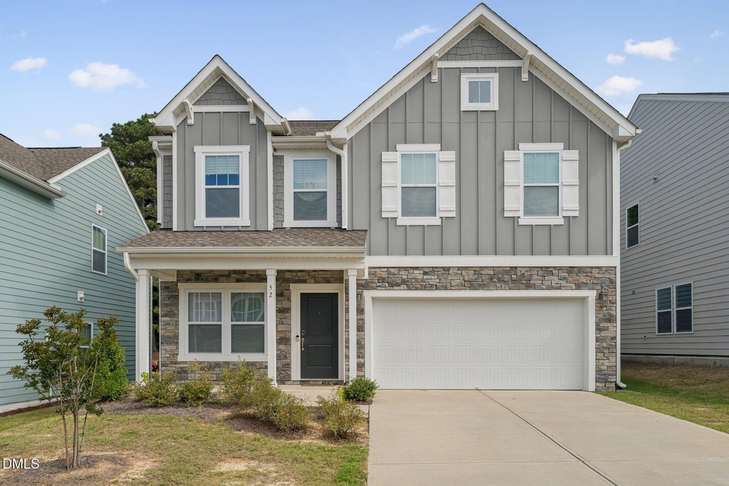 52 Tanglewood Place - Photo 0