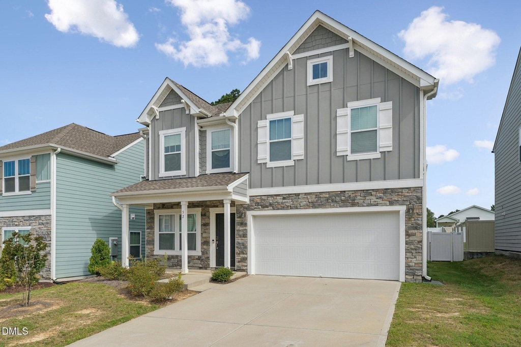52 Tanglewood Place - Photo 1