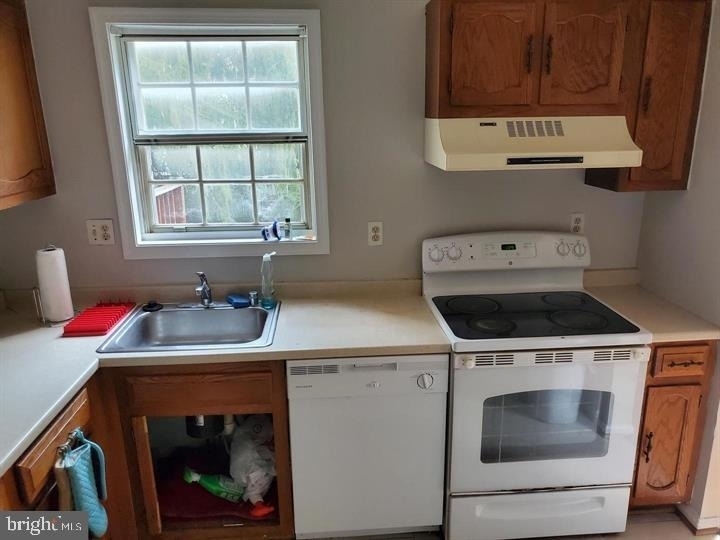9847 Oakdale Woods Court - Photo 12