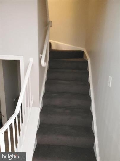 9847 Oakdale Woods Court - Photo 17