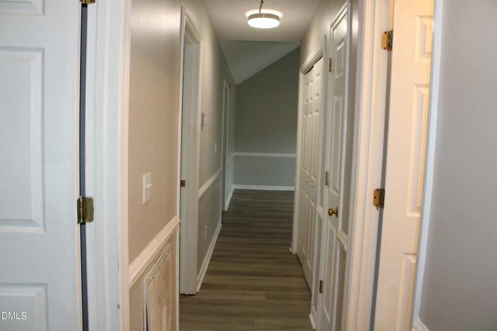 1400 Squire Ridge Drive - Photo 7