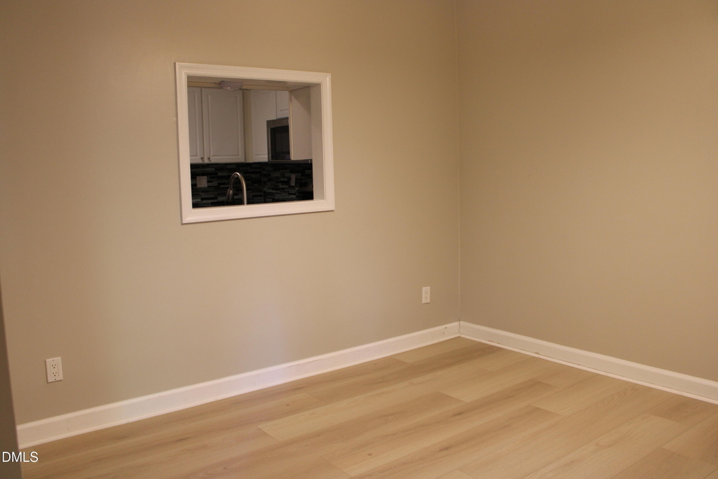 252 E Davie Street - Photo 8