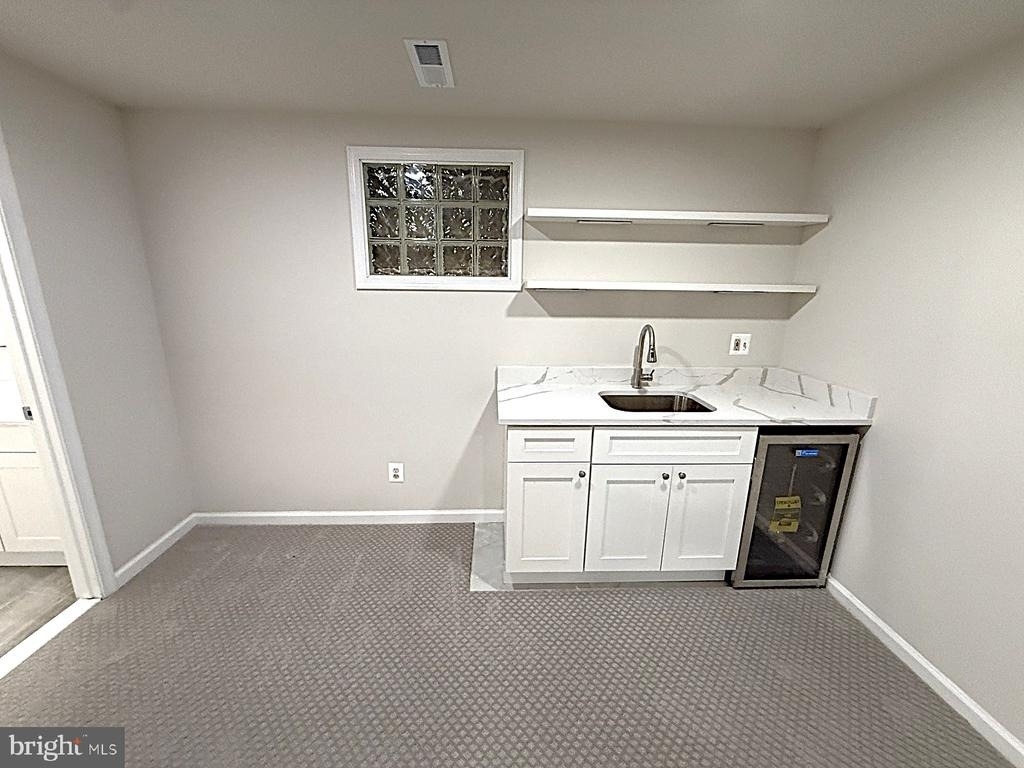 5305 Anchor Court - Photo 20