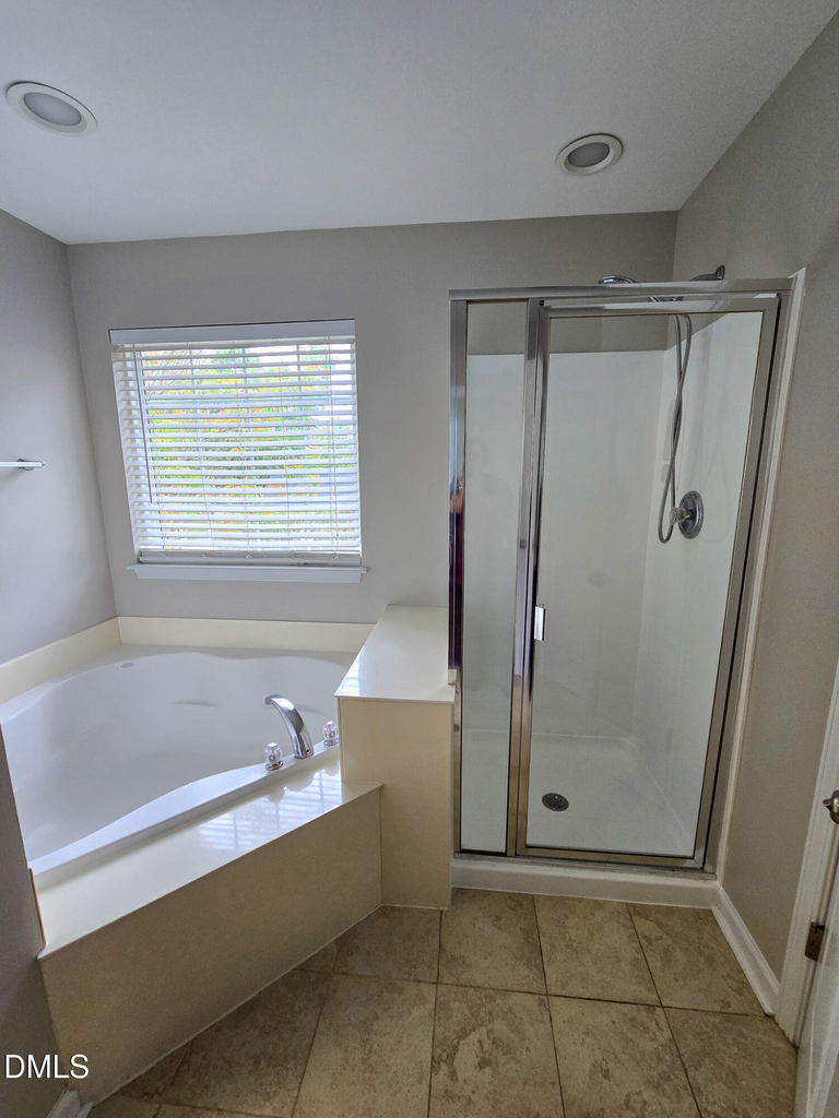 2603 Forest Shadows Lane - Photo 17