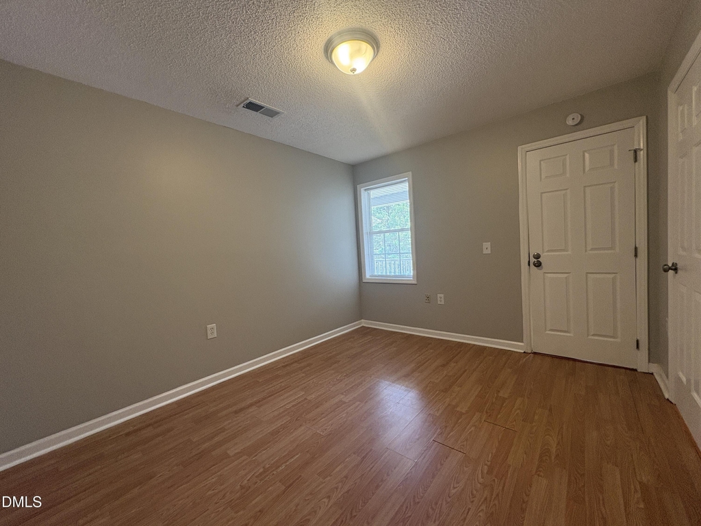 1305 Kent Road - Photo 5