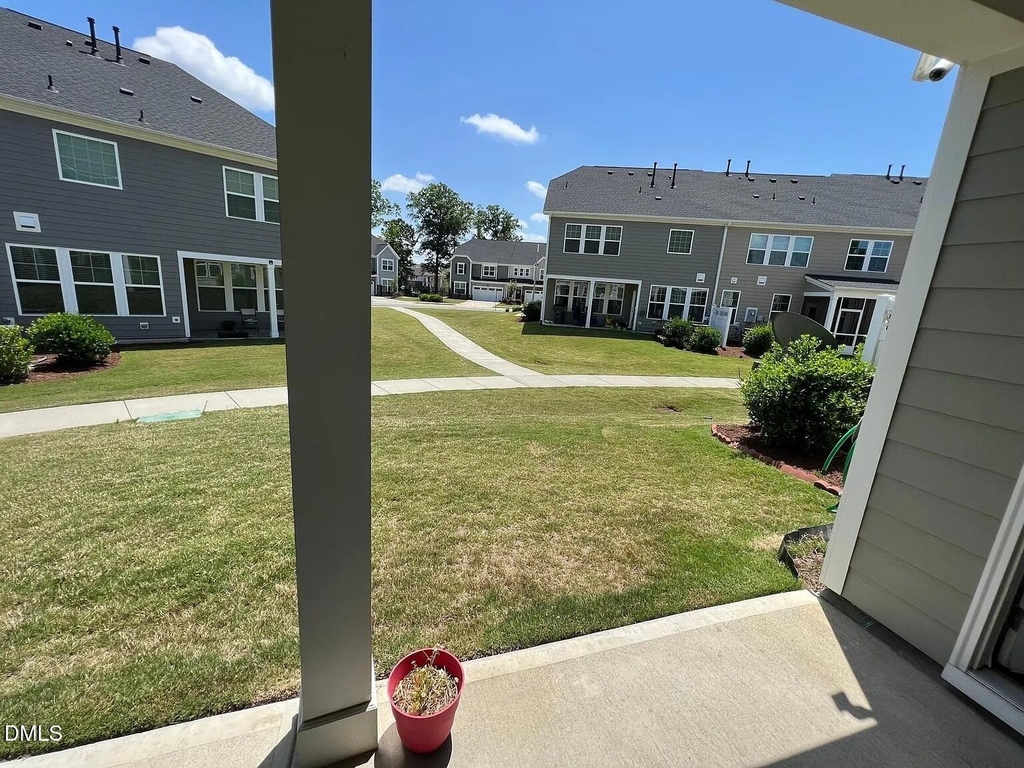 1032 Benay Road - Photo 31