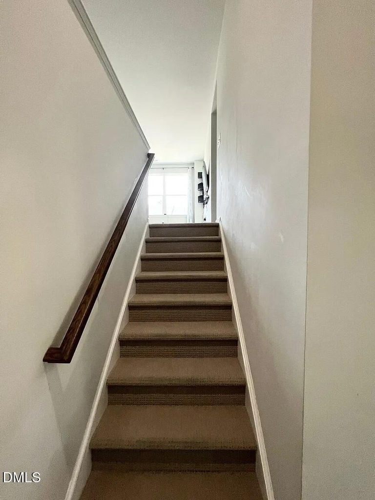 1032 Benay Road - Photo 12