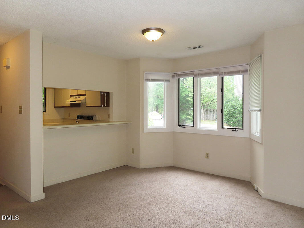 702 Martin Luther King Junior Boulevard - Photo 4