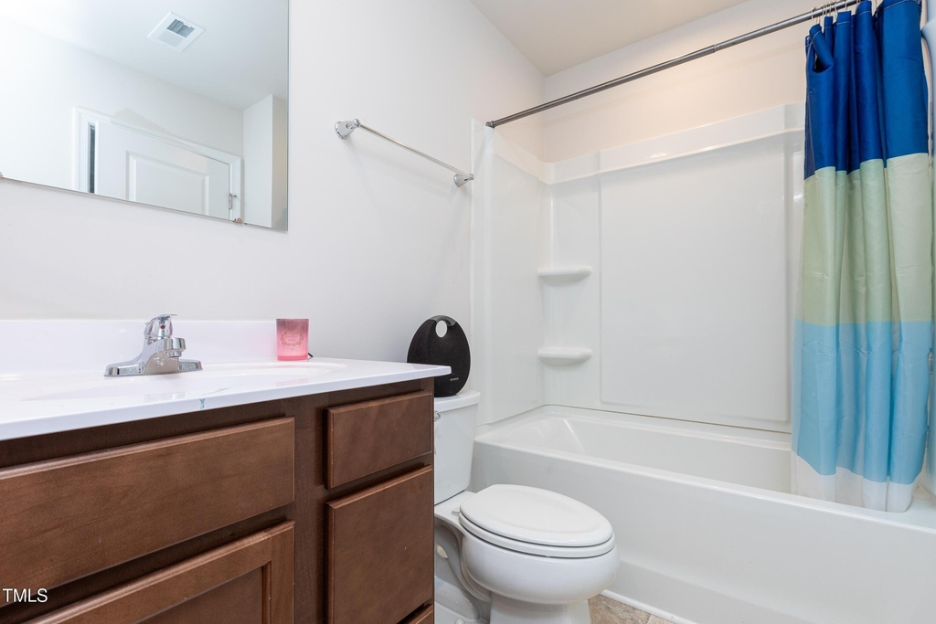 4005 Lush Grove Drive - Photo 16