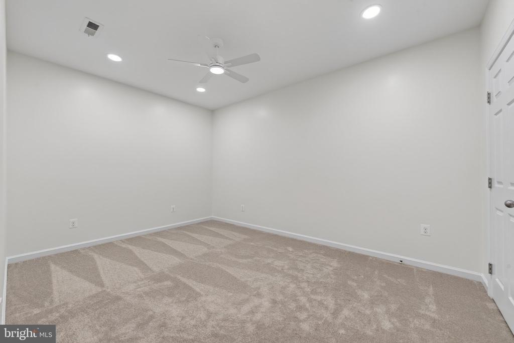100 Blackford Drive - Photo 26