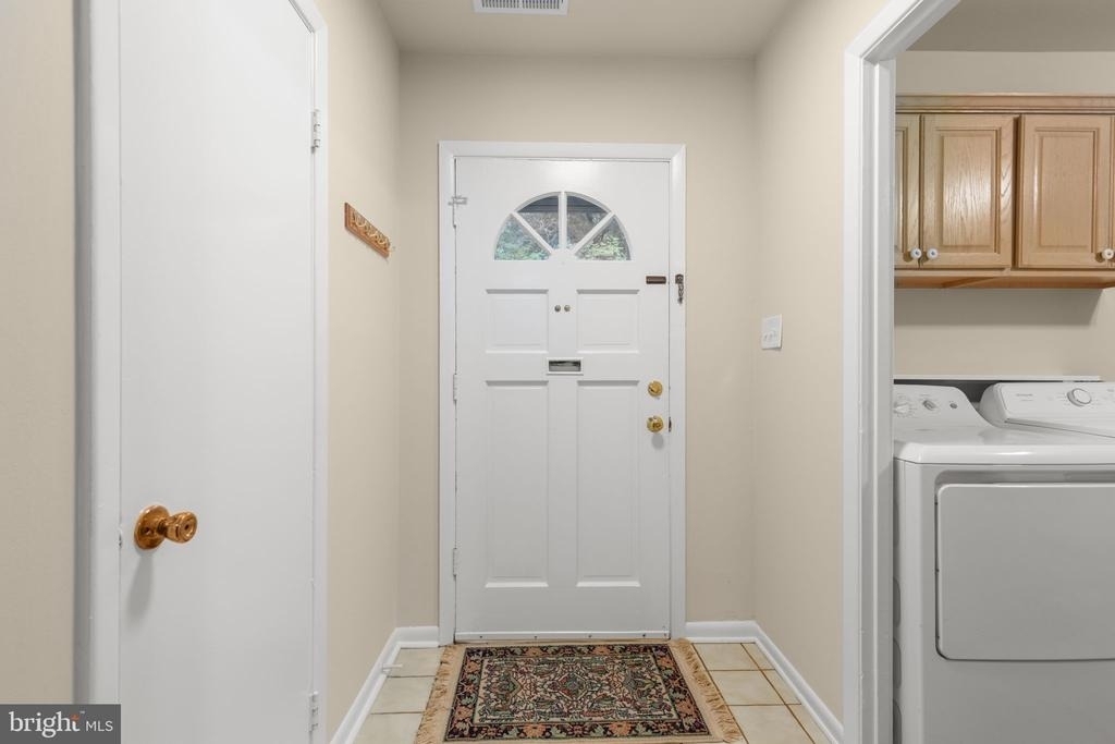 424 Greenbrier Court - Photo 13