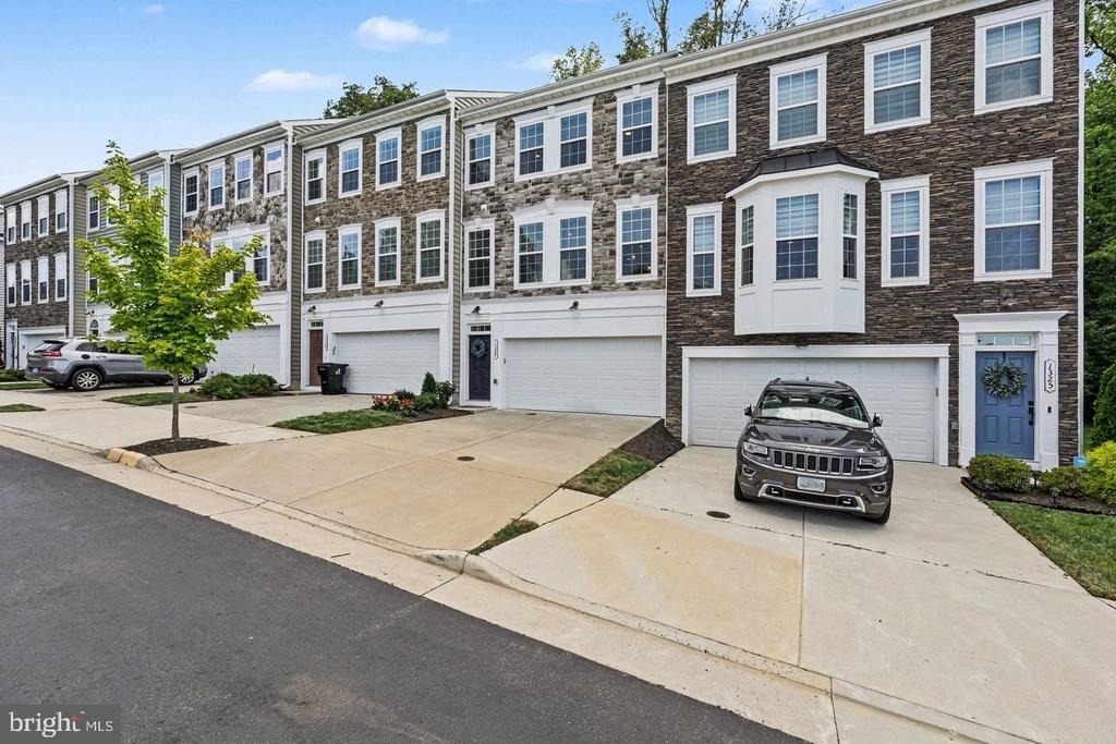 1327 Gilmore Street - Photo 35