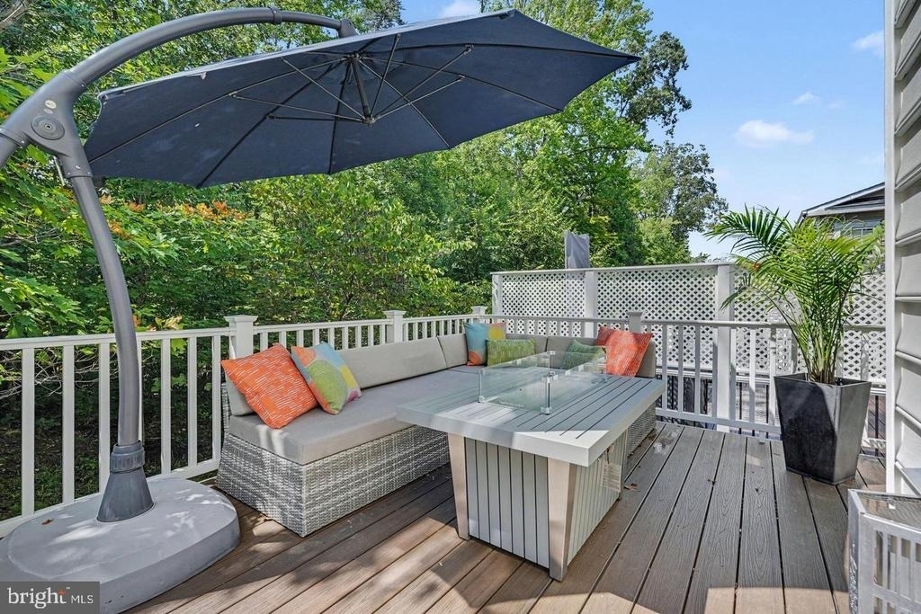 1327 Gilmore Street - Photo 16