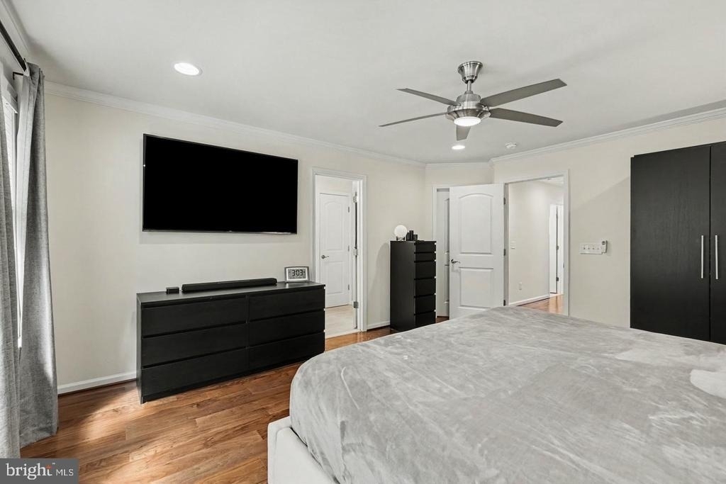 1327 Gilmore Street - Photo 19
